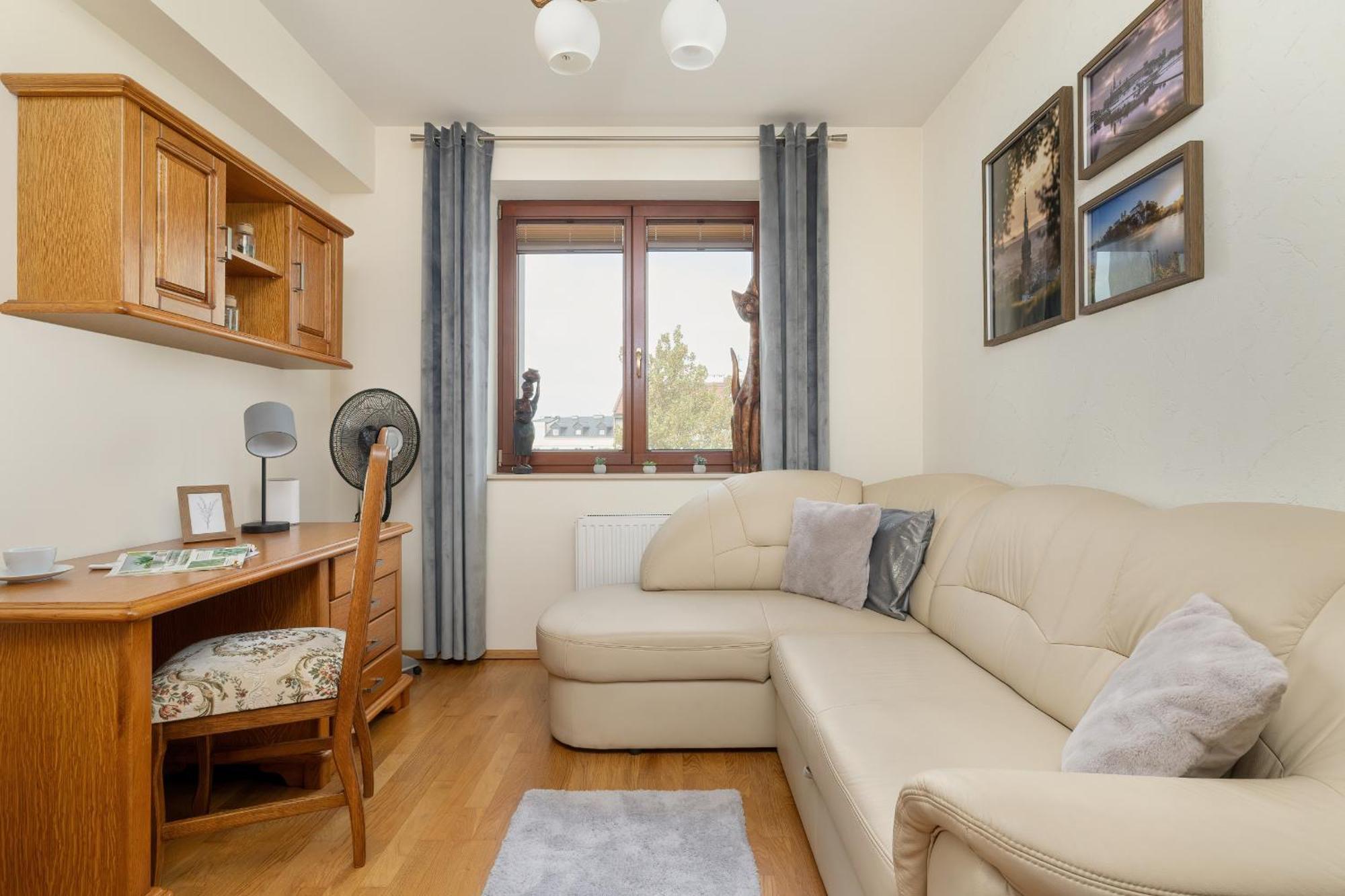 Przytulny Apartament Z Klimatyzacja I Parkingiem By Noclegi Renters Krakkó Kültér fotó